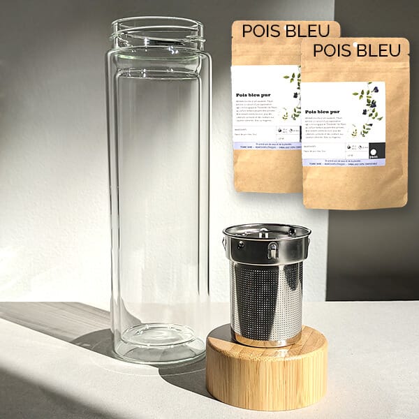 Glass infuser with two packets of the product Pure Butterfly Pea